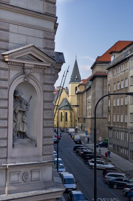 With 2 Bathrooms- 5 Minutes From Old Town - 102 M2 Praga