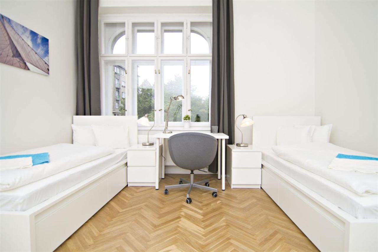 With 2 Bathrooms- 5 Minutes From Old Town - 102 M2 Appartement