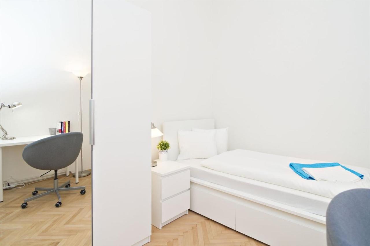 With 2 Bathrooms- 5 Minutes From Old Town - 102 M2 Appartement