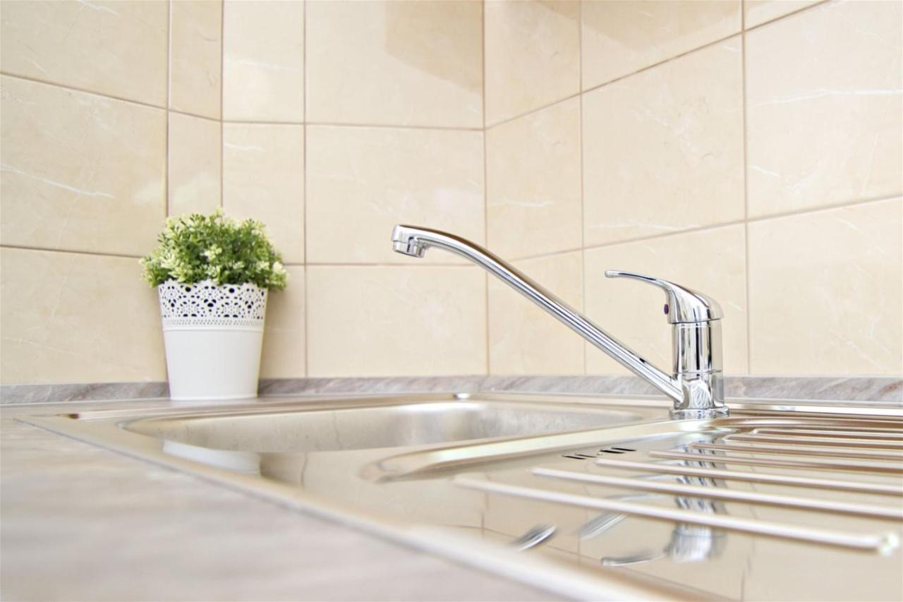 With 2 Bathrooms- 5 Minutes From Old Town - 102 M2 Appartement